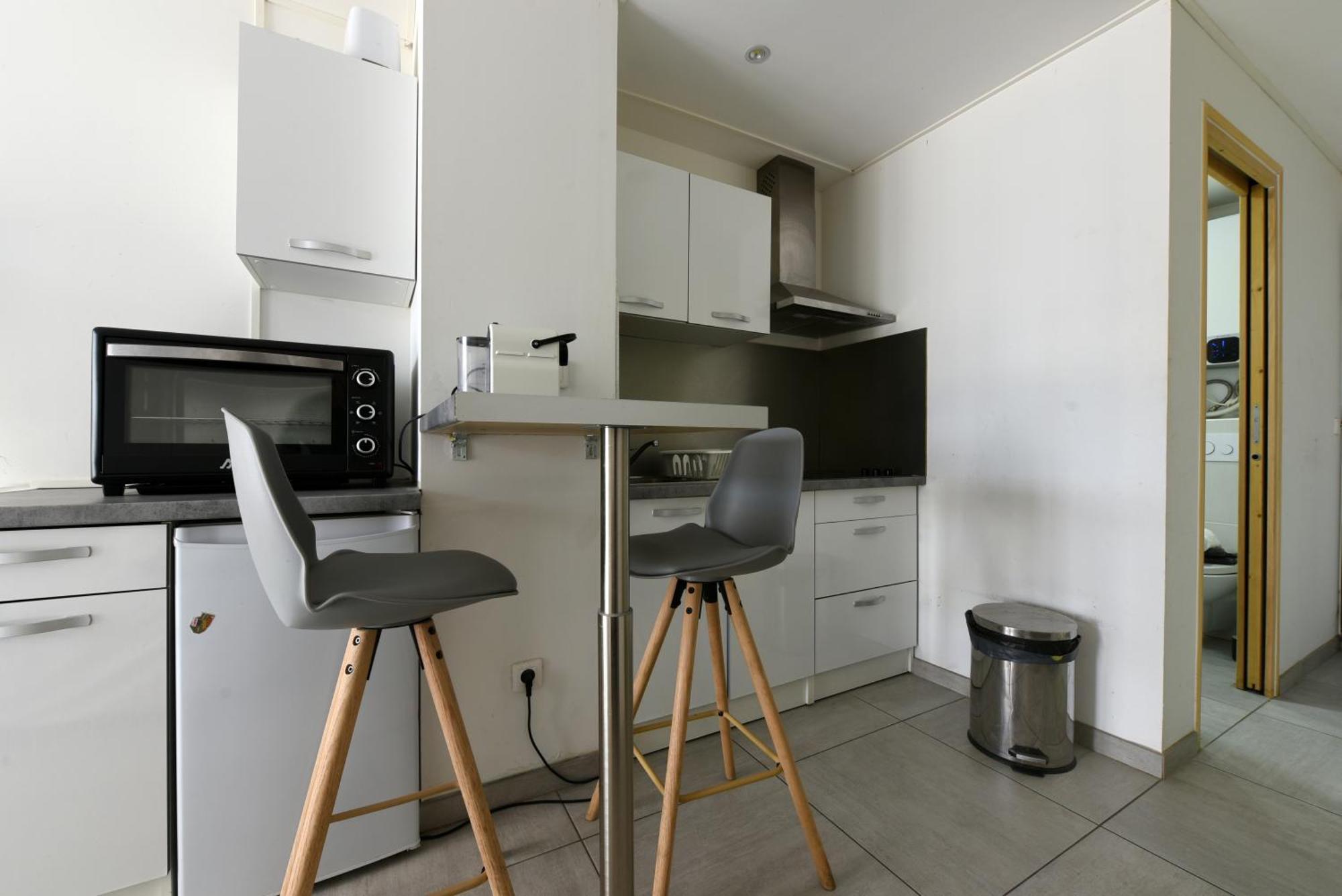 Provencal Studio Netflix Appart-Hotel-Provence La Fare-les-Oliviers Exteriör bild